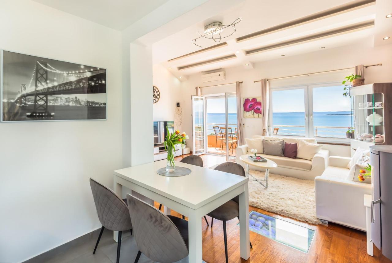 Apartmani Nikola Baška Voda Eksteriør billede