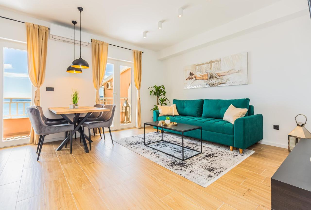 Apartmani Nikola Baška Voda Eksteriør billede